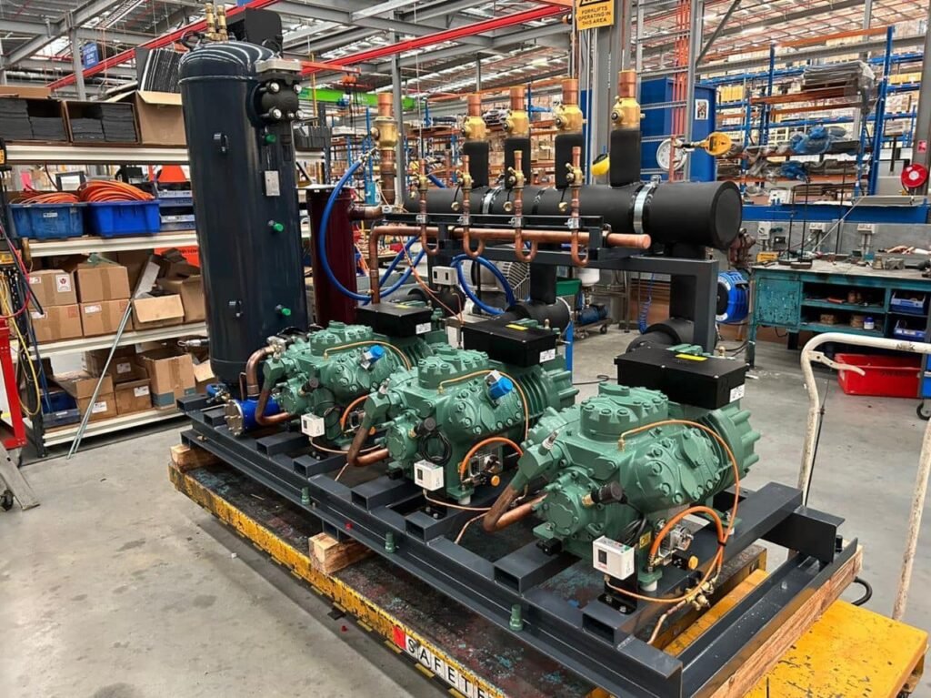 Cum may nen pitson nua kin ghep nhieu may cho he thong sieu thi